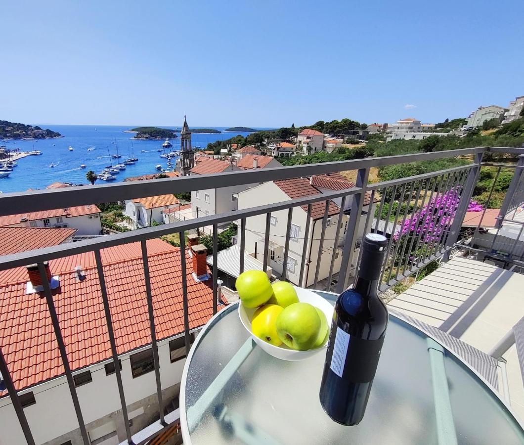 Brand New Apt W Balcony & Perfect Seaview At Center Hvar Town Exterior foto